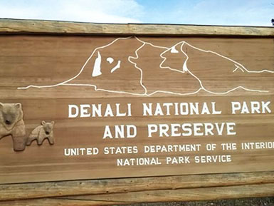 Denali national park sign