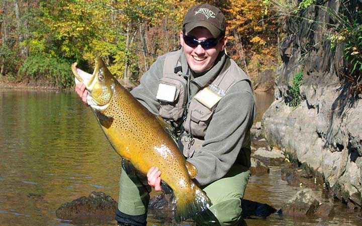 justin baker huge brown trout caught in lake ontario stream